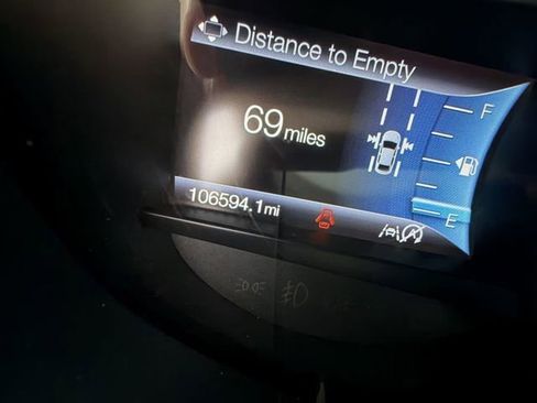 Used 2020 Ford Edge Titanium w/ Equipment Group 301A AWD/4WD image 17