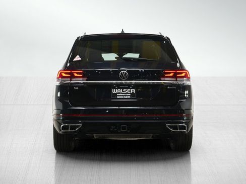 Used 2023 Volkswagen Atlas SEL Premium AWD/4WD image 4