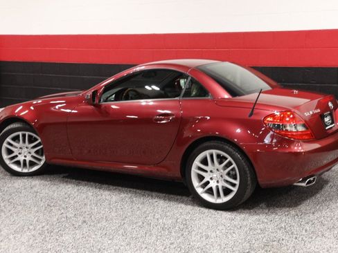 Used 2009 Mercedes-Benz SLK 300 image 25