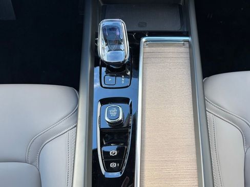 New 2026 Volvo XC60 B5 Plus w/ Climate Package image 13