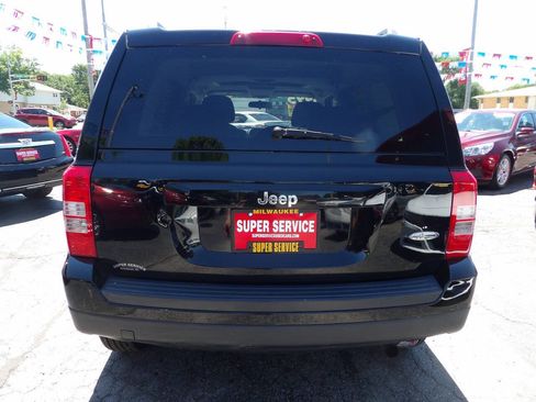 Used 2015 Jeep Patriot High Altitude FWD image 4