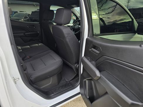 Used 2023 Chevrolet Colorado Trail Boss w/ Technology Package image 15