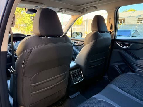 Certified 2023 Subaru Forester Premium AWD/4WD image 12