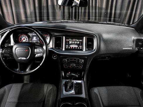 Used 2021 Dodge Charger SXT w/ Blacktop Package RWD image 15