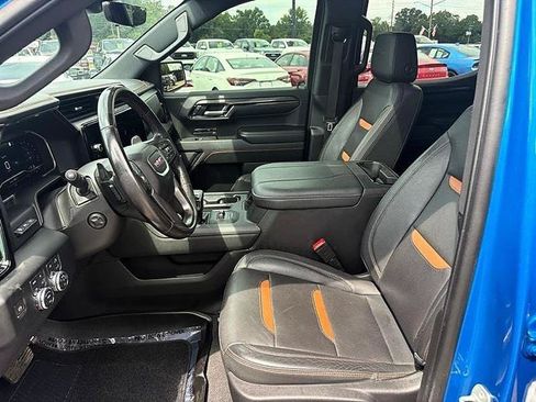 Used 2023 GMC Sierra 1500 AT4 w/ AT4 Premium Package AWD/4WD image 11