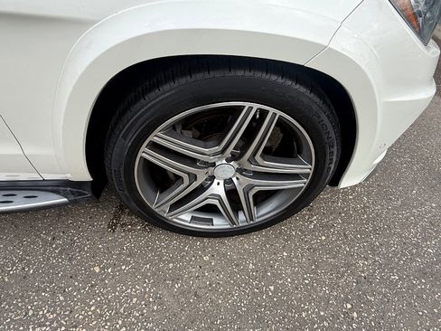 Used 2014 Mercedes-Benz GL 550 4MATIC image 15