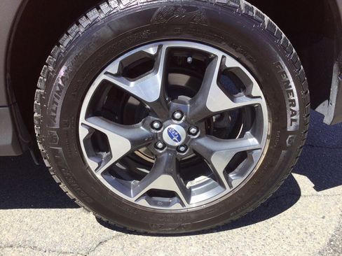 Used 2018 Subaru Crosstrek 2.0i Premium AWD/4WD image 42