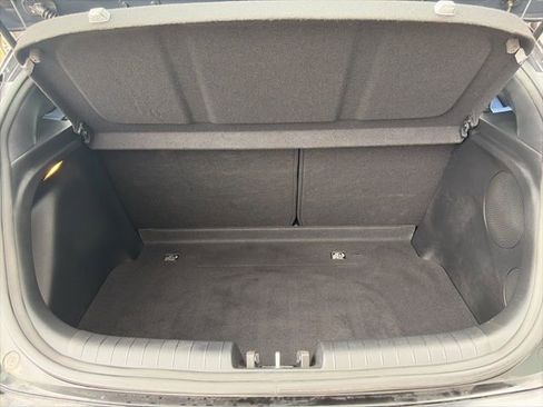 Used 2022 Hyundai Veloster N image 19