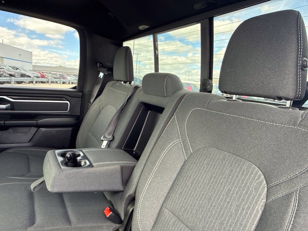 Used 2021 RAM 1500 Big Horn AWD/4WD image 29