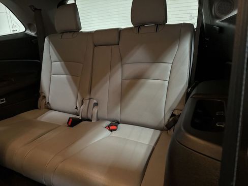 Used 2017 Honda Pilot Touring image 30