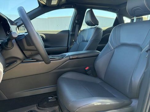 Used 2025 Toyota Crown Nightshade image 15