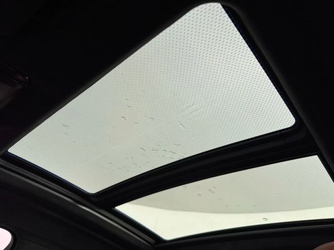 Used 2022 BMW X6 M50i w/ Executive Package image 24