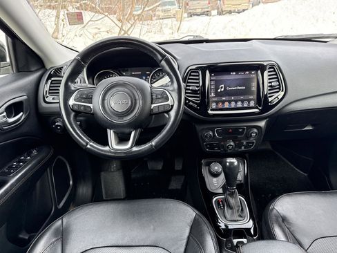 Used 2020 Jeep Compass Limited image 15