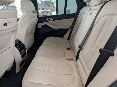 Used 2021 BMW X5 xDrive45e w/ Premium Package image 12