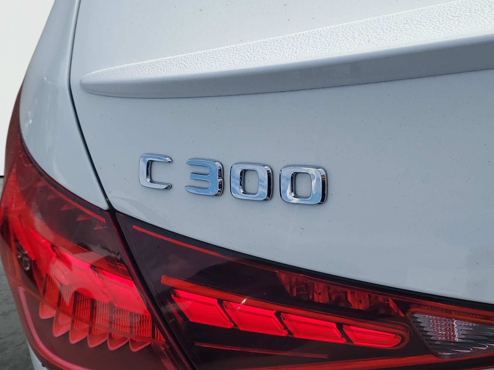 Used 2022 Mercedes-Benz C 300 Sedan image 6