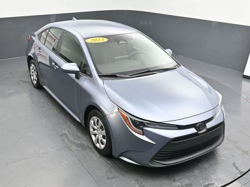 Used 2023 Toyota Corolla LE image 27
