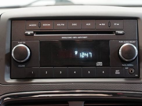 Used 2016 Dodge Grand Caravan SE w/ Quick Order Package 29E SE image 18