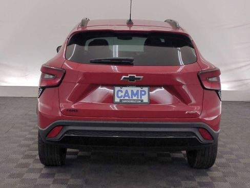 New 2026 Chevrolet Trax RS w/ Sunroof Package image 5