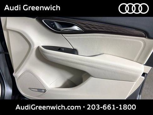 Used 2022 Buick Envision Avenir AWD/4WD image 11