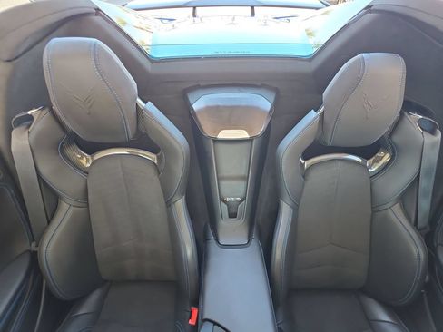Used 2025 Chevrolet Corvette Stingray Premium Conv w/ Z51 Performance Package RWD image 22