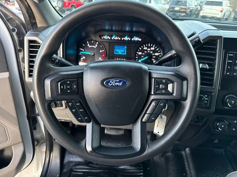 Used 2022 Ford F250 XL w/ Power Equipment Group image 24