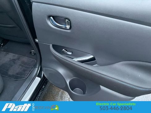 Used 2023 Nissan Leaf SV Plus image 40