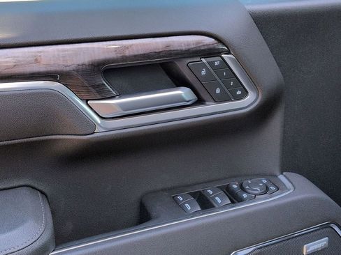New 2026 Chevrolet Silverado 1500 LTZ w/ LTZ Premium Package AWD/4WD image 8