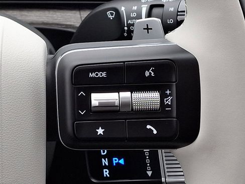 New 2026 Hyundai Santa Fe Calligraphy AWD/4WD image 17