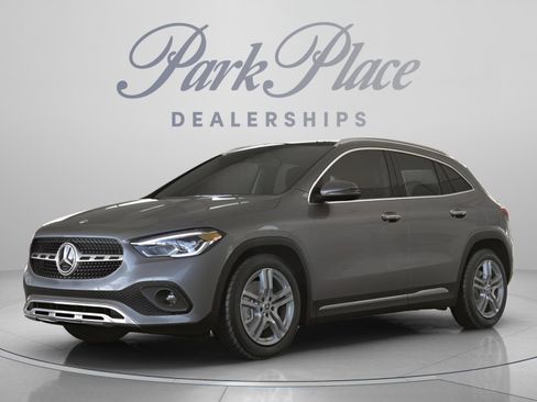 Used 2022 Mercedes-Benz GLA 250 4MATIC image 1