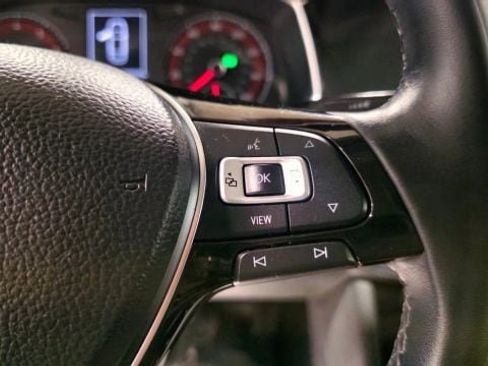 Used 2019 Volkswagen Jetta R-Line image 19