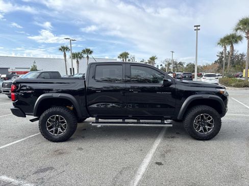 Used 2024 Chevrolet Colorado ZR2 w/ ZR2 Convenience Package III image 2