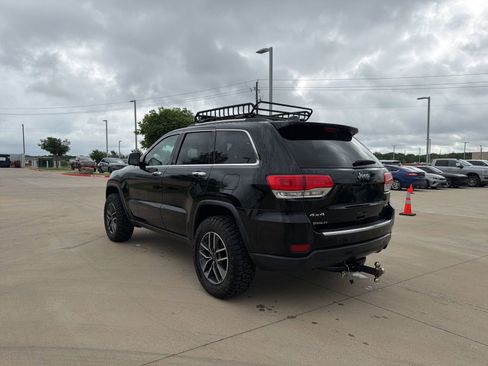 Used 2019 Jeep Grand Cherokee Limited AWD/4WD image 3
