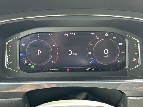 Used 2021 Volkswagen Tiguan SEL FWD image 10