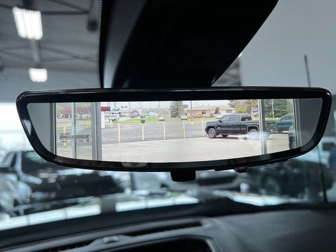 Used 2023 Chevrolet Silverado 2500 LTZ AWD/4WD image 21