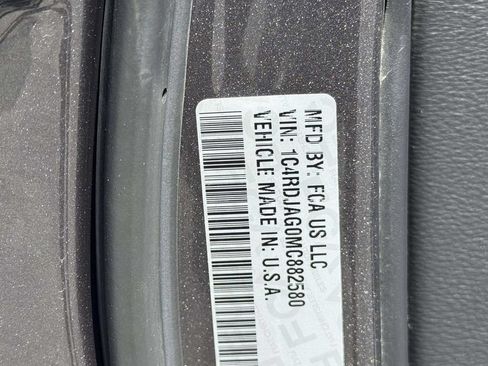 Used 2021 Dodge Durango SXT AWD/4WD image 31