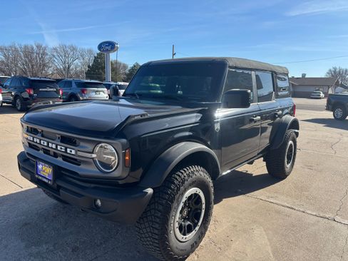 Used 2023 Ford Bronco Big Bend w/ Sasquatch Package image 8