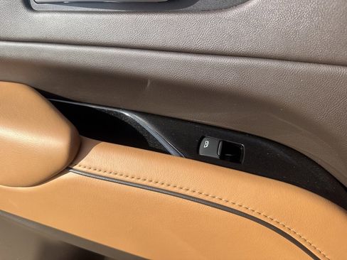 Used 2022 Cadillac Escalade Sport w/ Heavy-Duty Trailer Package image 36