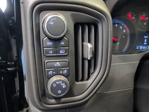 Certified 2023 Chevrolet Silverado 1500 Custom AWD/4WD image 16