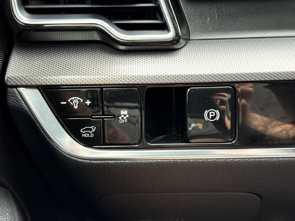 Used 2023 Kia Sportage SX AWD/4WD image 14