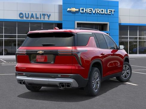 New 2026 Chevrolet Traverse LT w/ Driver Confidence Package FWD image 4