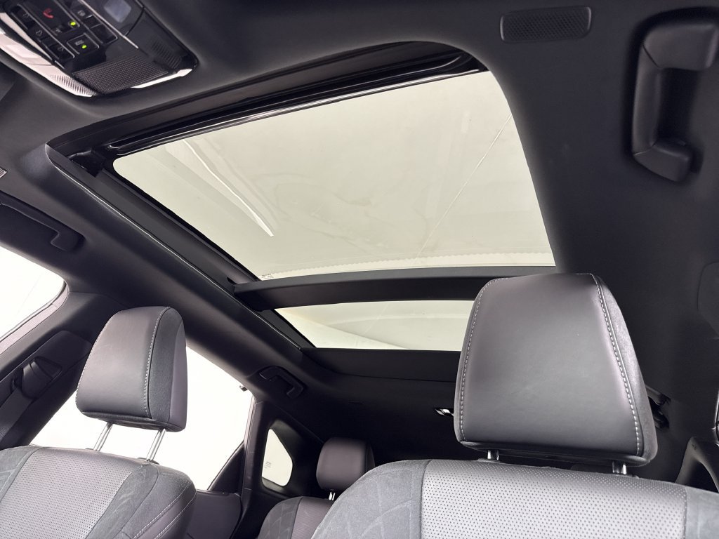 Used 2023 Lexus RX 350 AWD w/ Accessory Package (Z1) image 16