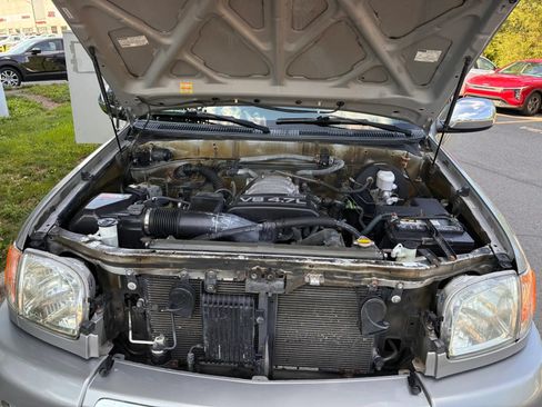Used 2004 Toyota Tundra SR5 w/ SR5 Extra Value Pkg AWD/4WD image 34