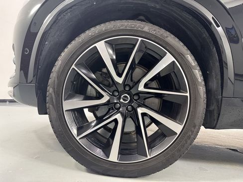 Used 2024 Volvo XC90 B6 Plus w/ Protection Package AWD/4WD image 10