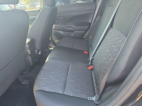 Used 2026 Mitsubishi Outlander Sport LE AWD/4WD image 17