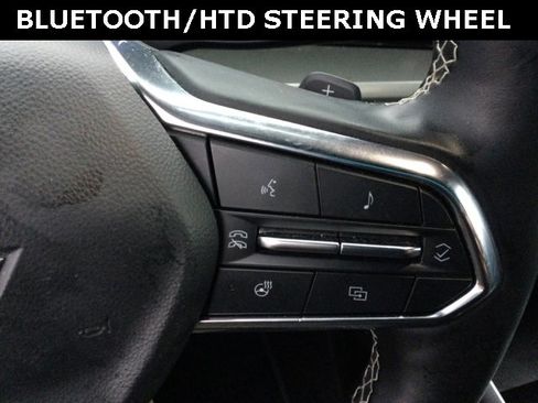 Used 2025 Chevrolet Traverse LT image 14