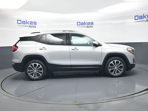 Used 2021 GMC Terrain SLT AWD/4WD image 9