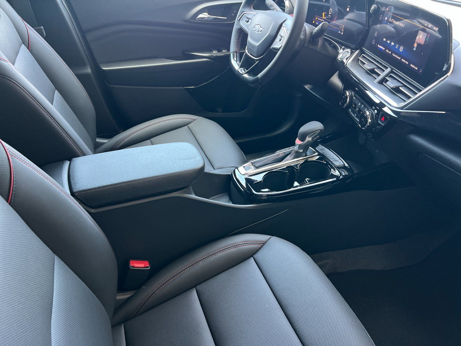 New 2026 Chevrolet Trax RS w/ Driver Confidence Package FWD image 16