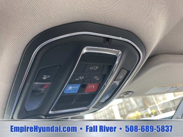 Used 2024 Jeep Wagoneer Series II w/ Flexible Seating Group AWD/4WD image 27