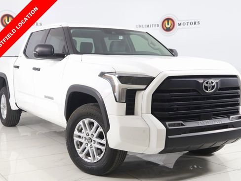 Used 2024 Toyota Tundra SR5 w/ SR5 Convenience Package image 1