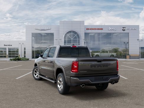 New 2026 RAM 1500 Big Horn AWD/4WD image 3